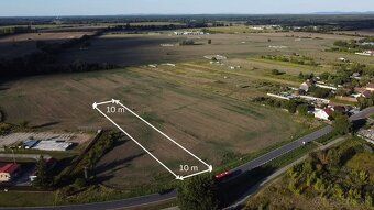 Ponúkame na predaj ornú pôdu s výmerou 1449 m², vo vlastníck