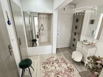 Predám krásny, kompletne zrekonštruvaný a zariadený 2-izbový