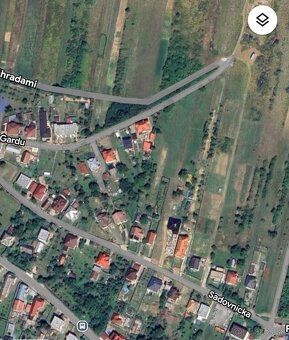 Ponúkame na predaj atraktívny investičný pozemok v mestskej 
