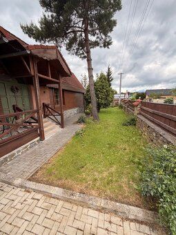 🏡 NA PREDAJ: Priestranný podkrovný apartmánový byt (71,7 m²)