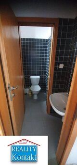 Obchodné priestory na PRÍZEMÍ objektu - 119,5 m2
a tiež PONÚ