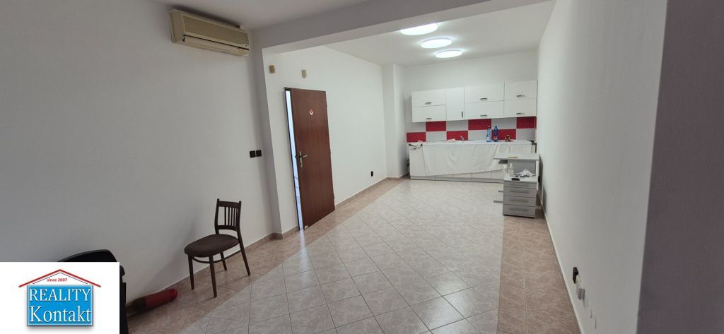 Ponúkame na prenájom nebytové priestory v centre mesta Nové 