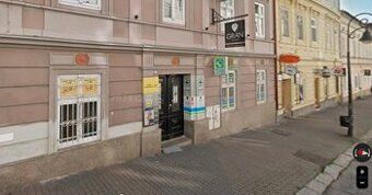 TUreality Vám ponúka na prenájom tento slnečný obchodný prie