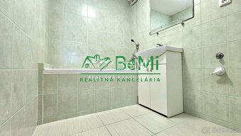 Typ: 4-izbový byt Obec: Lučenec
ID:179-114-ANOE
3D OBHLIADKA