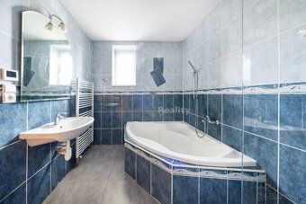 Typ: Rodinný dom Obec: Reca
Moderný rodinný dom v Reci – býv