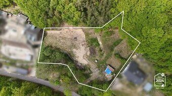 Ponúkame na predaj zaujímavú nehnuteľnosť v obci Zlatá Idka,