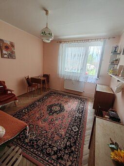 V exkluzívnom zastúpení ponúkame na predaj priestranný 3 izb