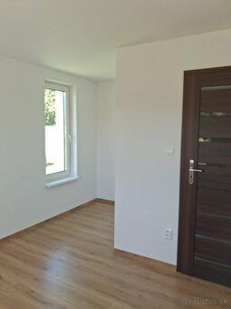 Nádherná novostavba rodinného domu pripravená pre moderné ko