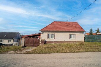 //ZNÍŽENÁ CENA//🏡 Na predaj: Slnečný 3-izbový rodinný dom v 