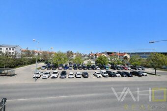 Typ: Kancelárie Ulica: Kollárova 27 Obec: Trnava
VAHOreal Vá