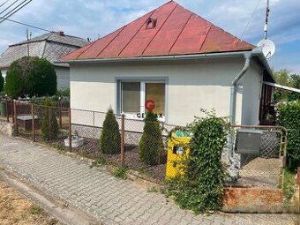 Ponúkame na predaj rodinný dom vo Veľkých Kapušanoch na ulic