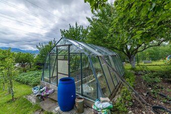 Hľadáte únik z mesta s kompletným zázemím a panoramatickým v