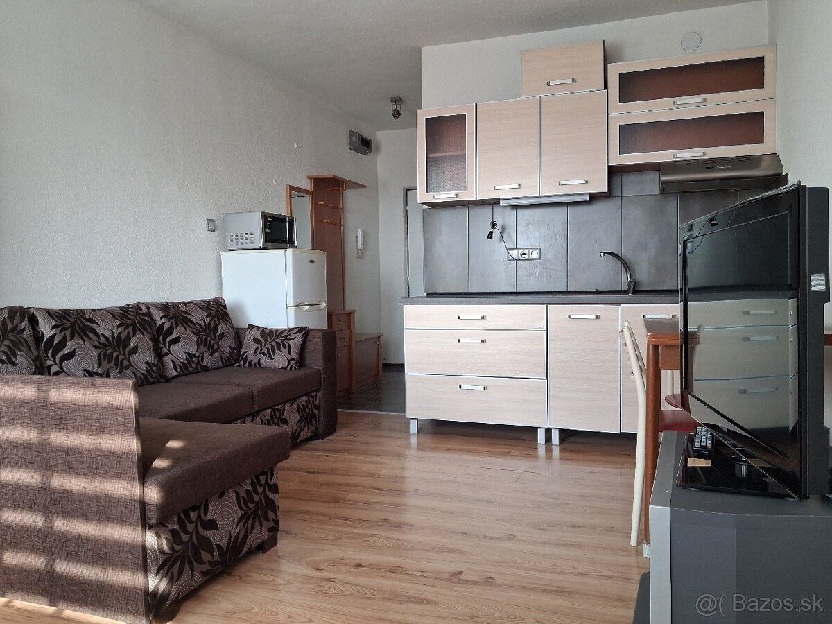 Garsónka na dlhodobý prenájom v blízkosti STOP SHOP - ul. St