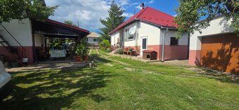 🏡 Na predaj: Dva rodinné domy na veľkom pozemku v tichej čas