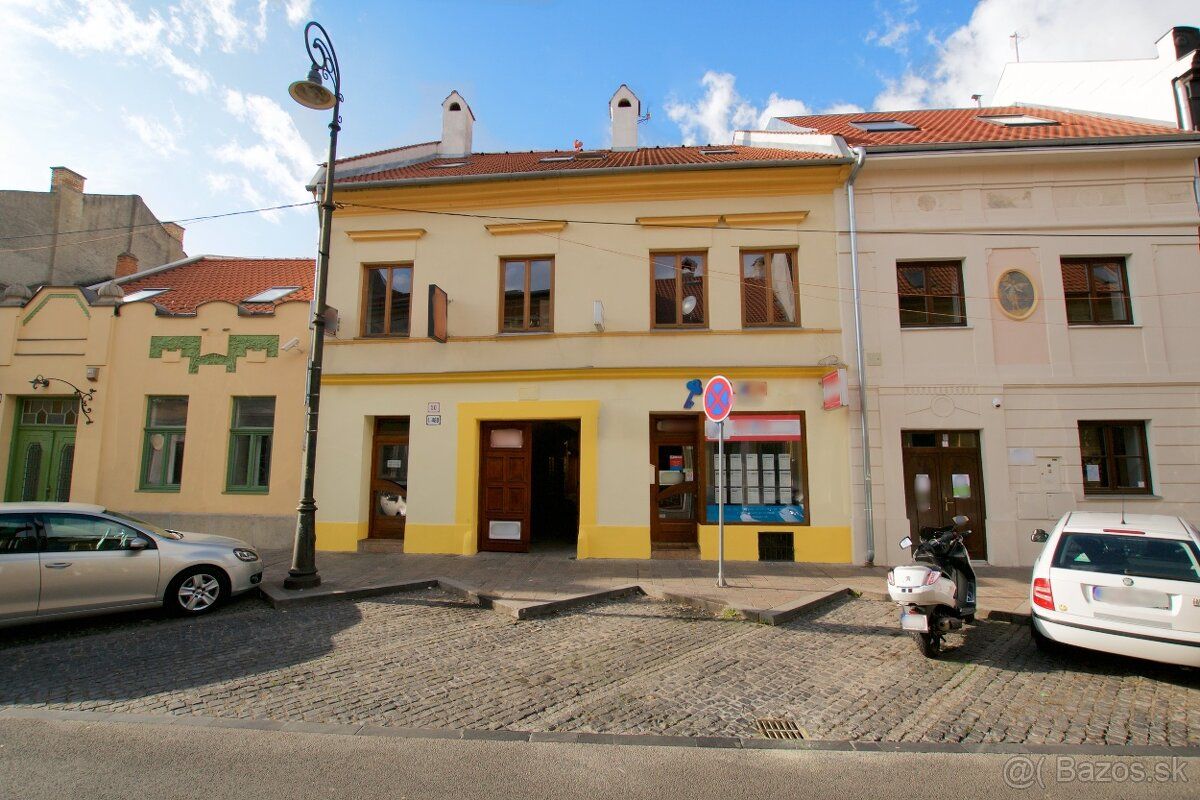 Ponúkame na prenájom zrekonštruované kancelárske priestory o