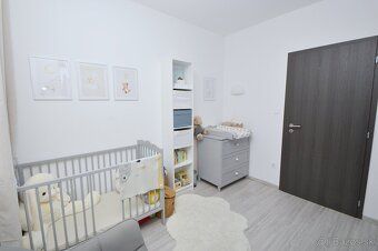 Ponúkame na predaj moderný, kompletne zariadený 4-izbový rod