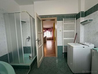 Typ: Rodinný dom Obec: Dolný Štál
 Na predaj 2 generačný , 6