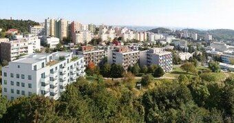Predám 688 m2 pozemok na Žabom Majeri - Bojnická ulica. Urče