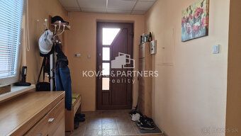 Ponúkame Vám na predaj zateplený 4-izbový rodinný dom so zas