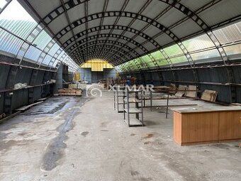 Ponúkam na prenajom lukratívnu časť haly v priemyselnej zóne