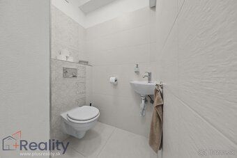 Realitná kancelária PLUS REALITY Vám ponúka na predaj priest