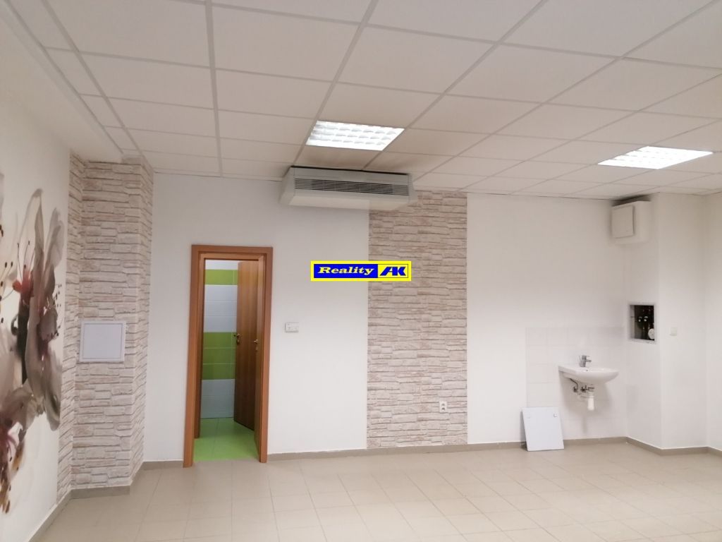 Reality AK ponúka obchodný priestor na prenájom mesto Vrútky