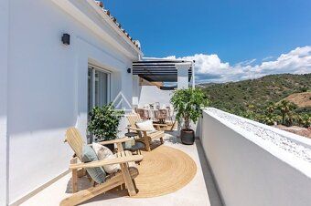 Penthouse sa nachádza v oblasti La Quinta a ponúka jedinečnú