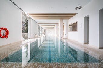 Moderný apartmán s 2 spálňami v rezidencii The View - vysoko