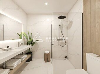Los Pacos, Fuengirola, Costa del Sol Cena : € 295,000 - € 86