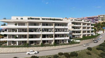 Los Pacos, Fuengirola, Costa del Sol Cena : € 295,000 - € 86