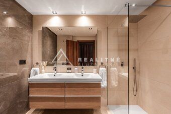 Penthouse Aloha Lake – 3-spálňový apartmán s panoramatickým 