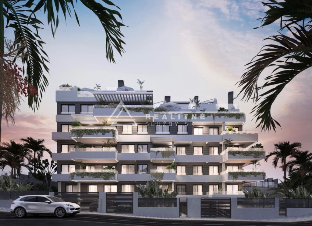Moderné apartmány v srdci Estepony, len 100 metrov od pláže 