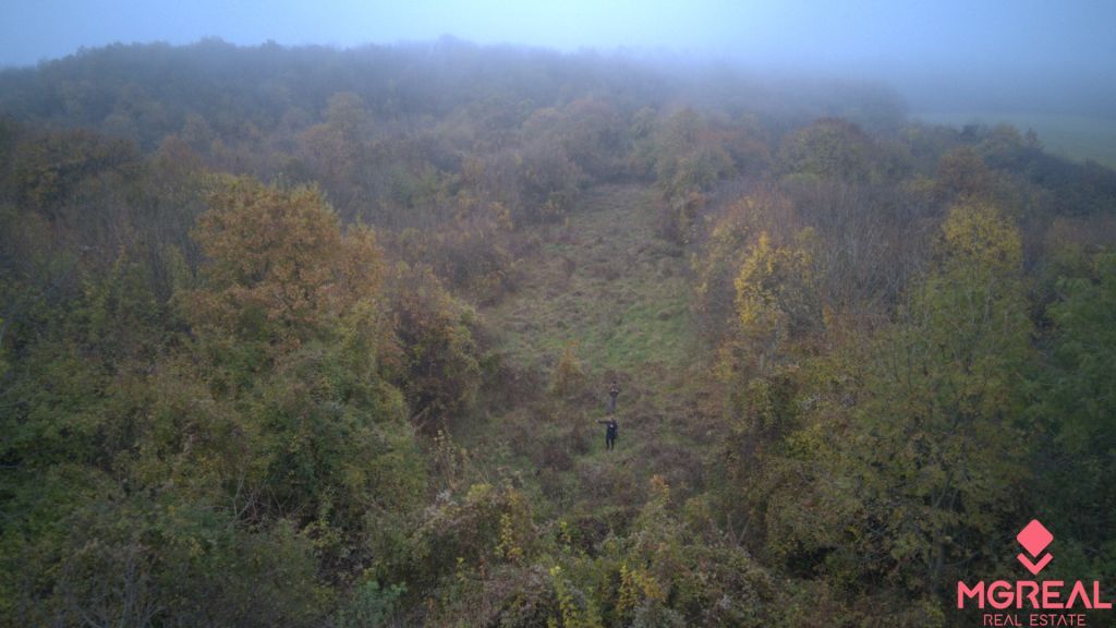 Na predaj 1840 m2 pozemok v celosti, parcela C v zastavanom 