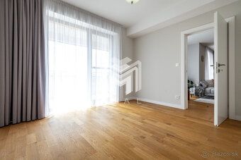 Typ: 4-izbový byt Ulica: Pod šiancom Obec: Košice-Sever
Hľad