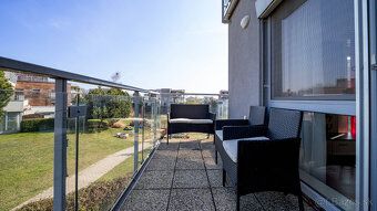 Typ: 3-izbový byt Ulica: Ružová Obec: Senec
Realitná kancelá
