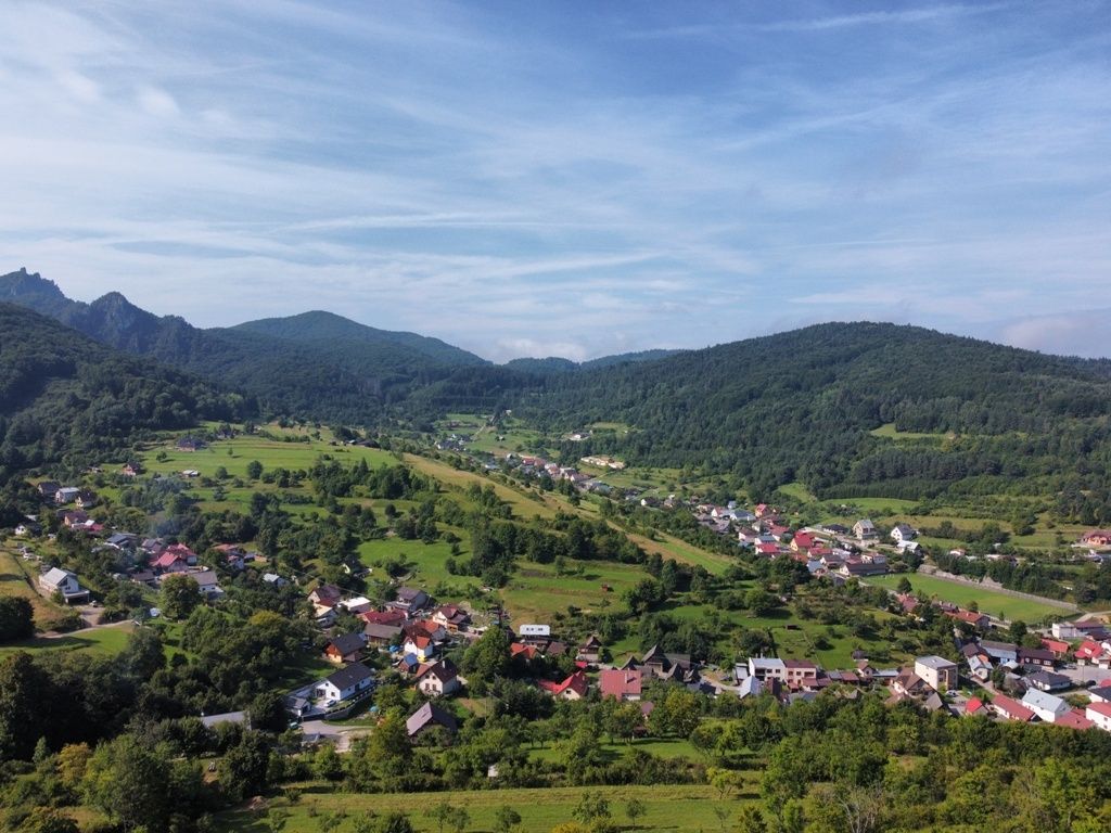 Reality Alpia Vám ponúkajú na predaj pozemok o výmere 1472 m