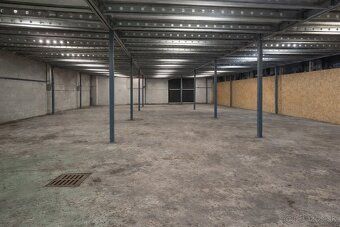 Punukam k Dlhodobeho prenájmu Sklad o výmere 500m2, výška st