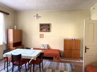 AstonReal ponúka na predaj RODINNÝ DOM v obci KRAĽOVANY, v m