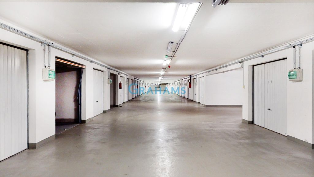 Realitná kancelária Grahams Vám v zastúpení klienta ponúka n