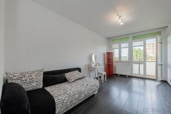 Typ: 3-izbový byt Ulica: Hlinkova Obec: Košice-Sever
Hľadáte