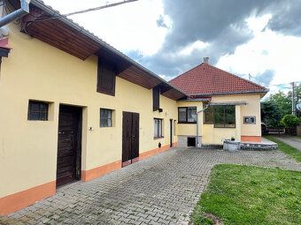 Predám pekný rodinný dom v obci Melčice-Lieskové, s krásnym 