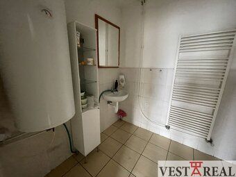 Na prenájom kancelársky komplex o rozlohe 300 m2 v Trnave Kl
