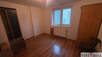 Ponúkame na predaj 3-izbový byt s balkónom o výmere 78 m², n