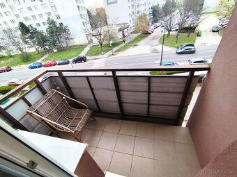 NA PRENÁJOM 1 -izbový zariadený byt s balkónom , na 3. posch