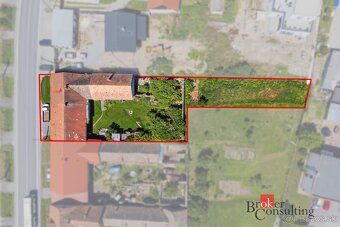 Boris Kňažko v zastúpení majiteľa ponúka na predaj tehlový r