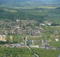 Typ: Pozemok pre rodinné domy Ulica: Štitáre Obec: Štitáre
K