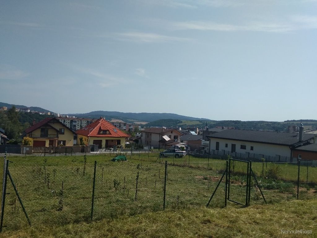 Ponúkam na predaj stavebný pozemok v centre mesta Bardejov v