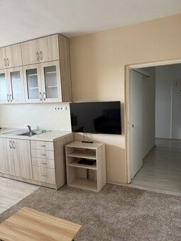 Ubytovanie Košice – apartmán pri jazere, od 40 €/noc
Ponúkam