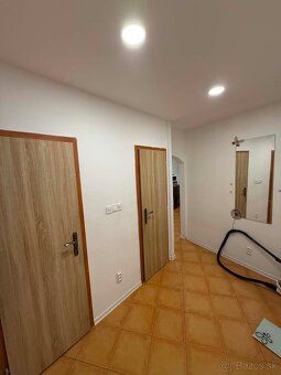#5575V
🏡 4-izbový byt — Vrakuňa, Bratislava
📐 75 m² + balkón