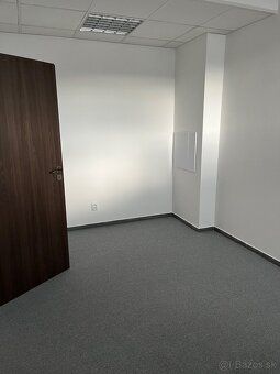 Ponúkame na prenájom mezonetový nebytový priestor v mestskej